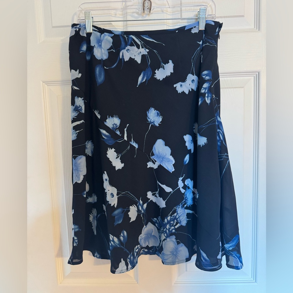 VINTAGE Floral Blue and Black Women's Skirt